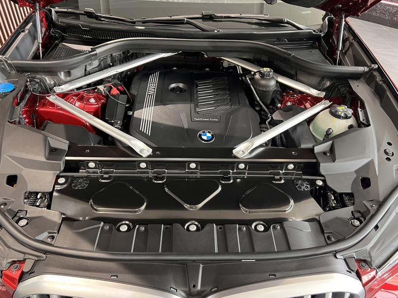 bmw x6 m sport do 18 Giá xe BMW X6 M Sport 2023 | Giá lăn bánh BMW X6